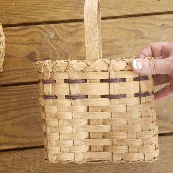 Hand Weaved baskets (set of 3) - Picture 4 of 9